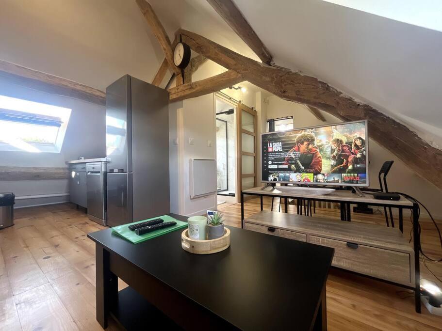 Climber'S Loft With Netflix Appartement Montcourt-Fromonville Buitenkant foto
